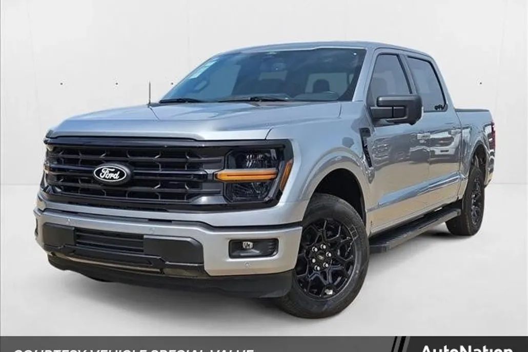 2025 Ford F-150 XLT photo 1