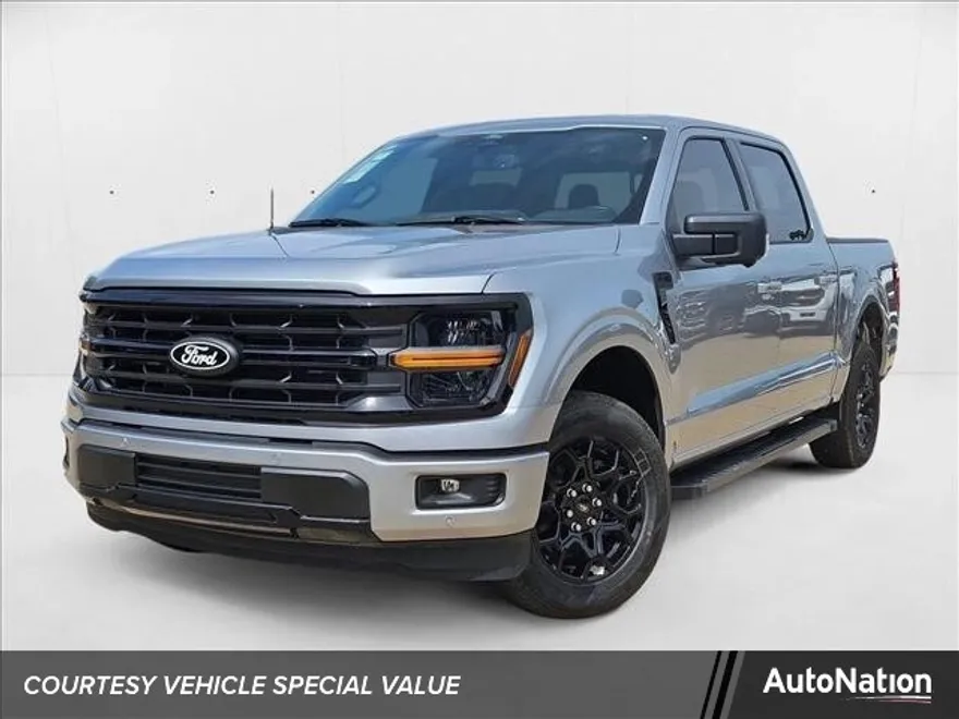 2025 Ford F-150 XLT photo 1