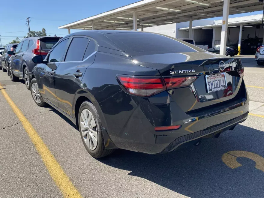2024 Nissan Sentra S photo 1