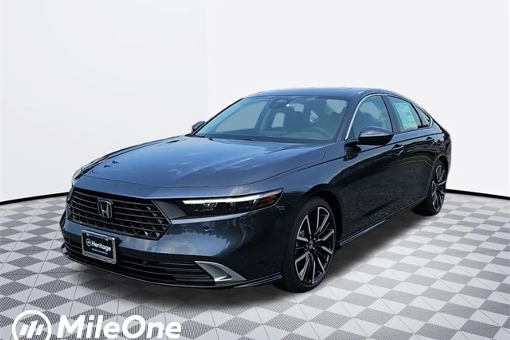 2025 Honda Accord Hybrid Touring photo 1