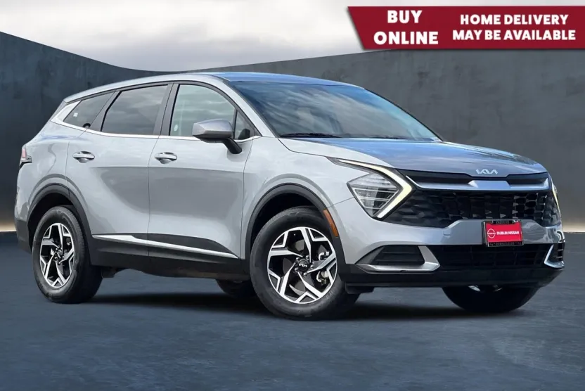2024 Kia Sportage LX photo 1