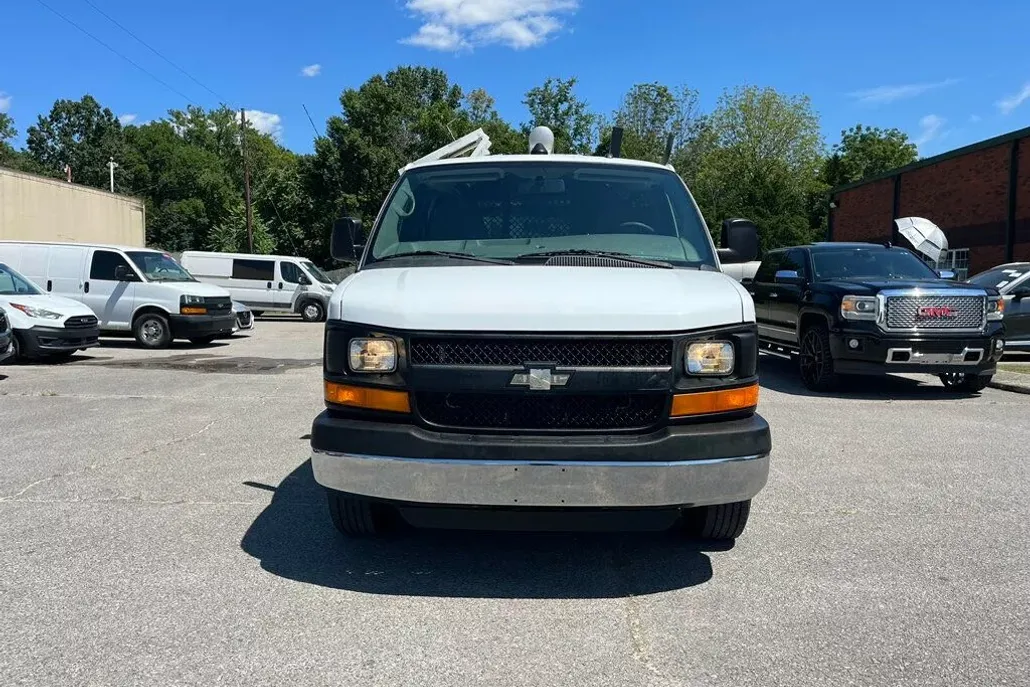 2014 Chevrolet Express Cargo Van photo 1
