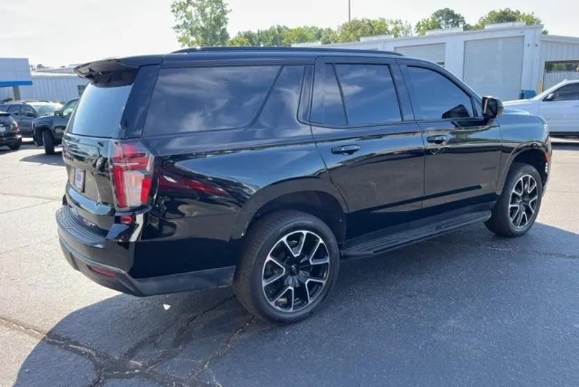 2021 Chevrolet Tahoe RST photo 1
