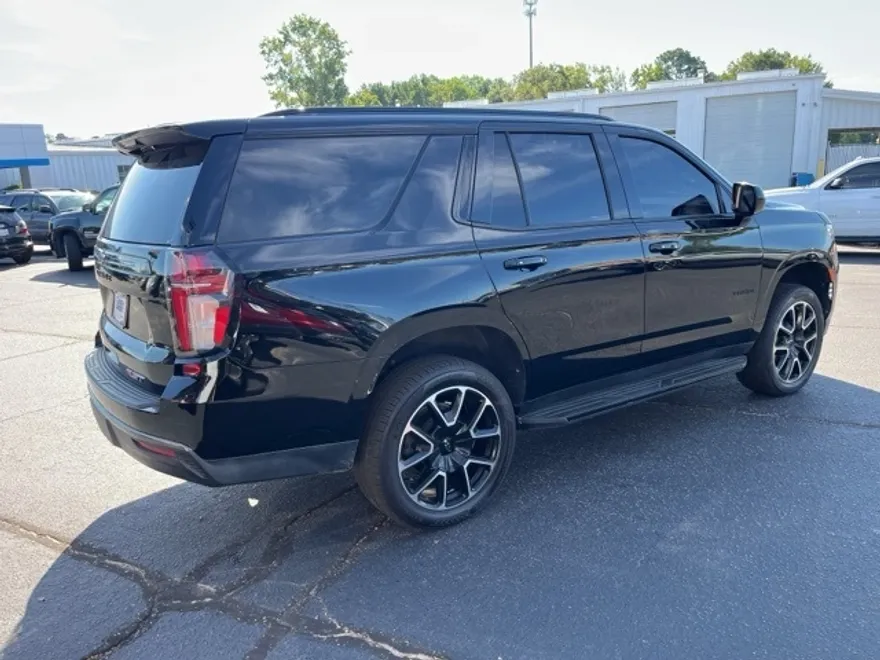 2021 Chevrolet Tahoe RST photo 1