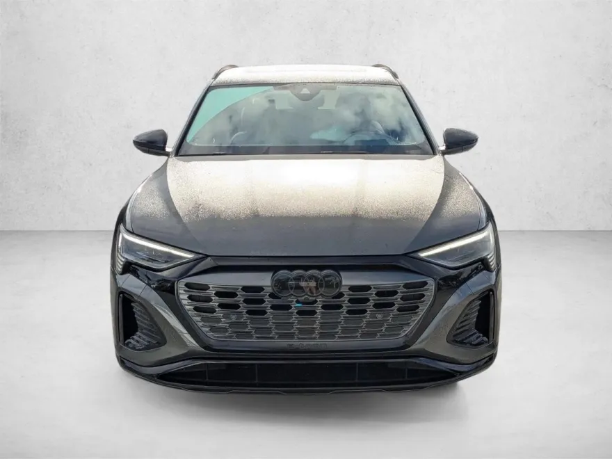 2024 Audi Q8 E-tron Prestige photo 1