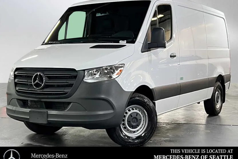 2024 Mercedes Benz Sprinter 2500 Standard Roof photo 1