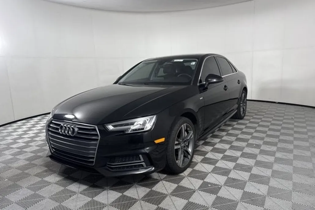 2018 Audi A4 Premium Plus photo 1