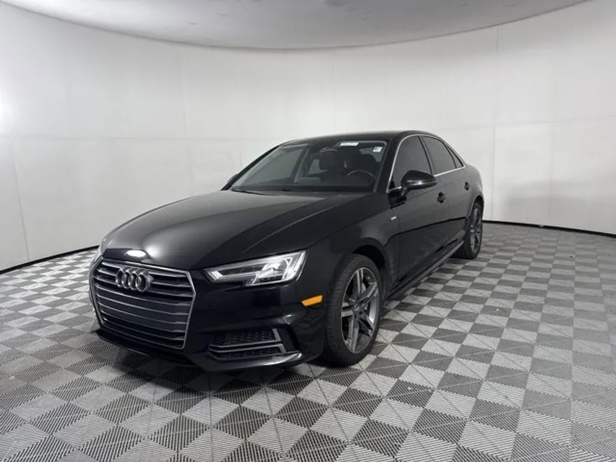 2018 Audi A4 Premium Plus photo 1