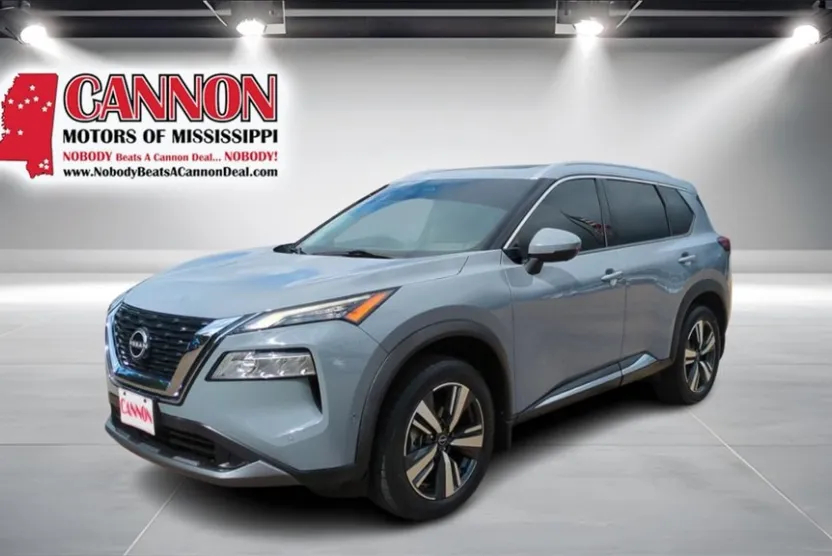 2023 Nissan Rogue SL photo 1