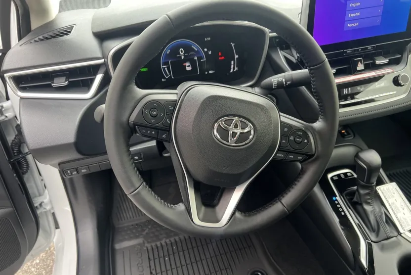 2025 Toyota Corolla Hybrid XLE photo 1