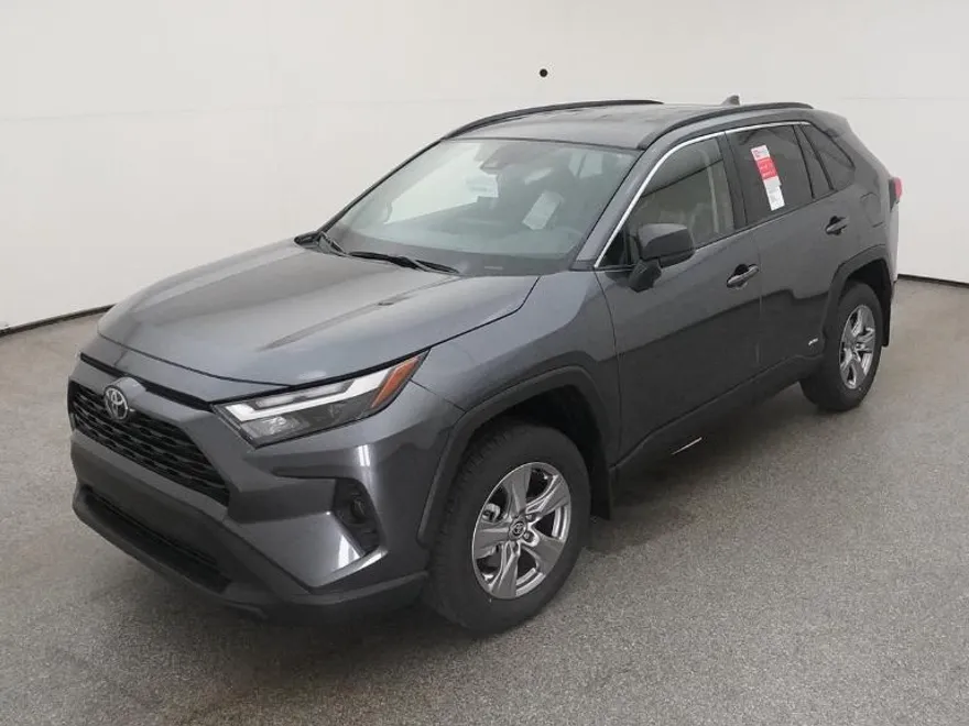 2025 Toyota RAV4 Hybrid LE photo 1