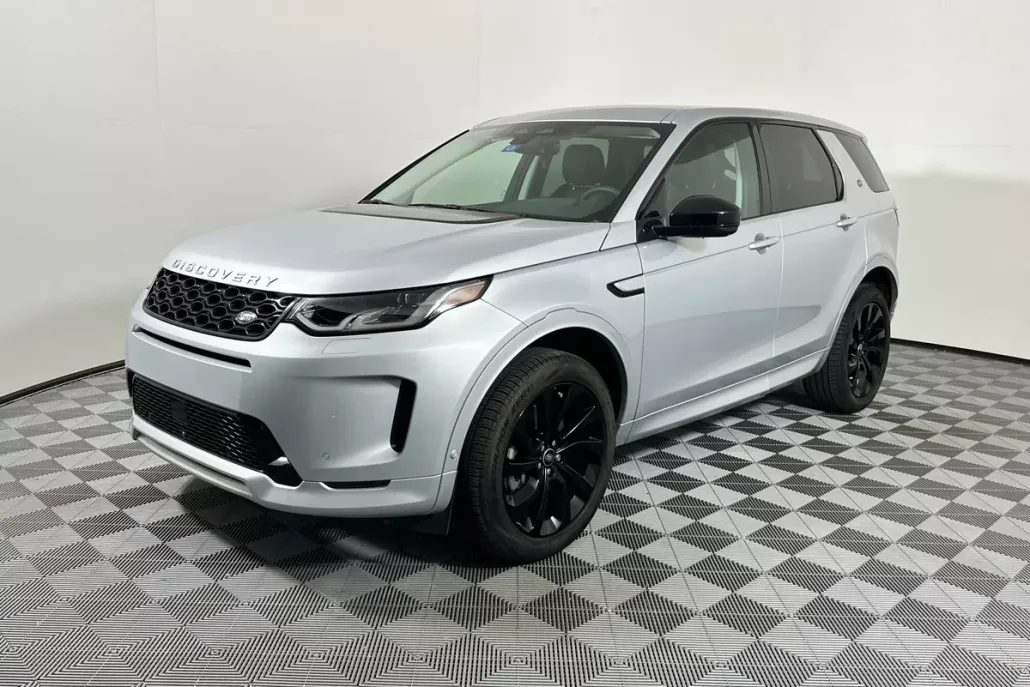 2025 Land Rover Discovery Sport S photo 1