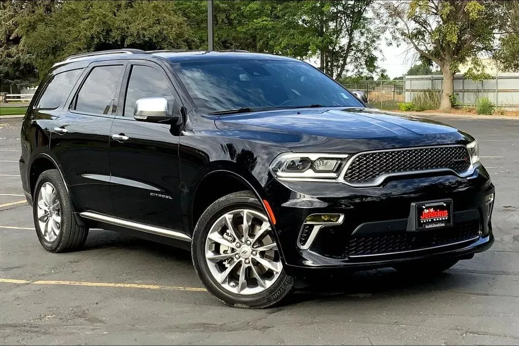 2023 Dodge Durango Citadel photo 1