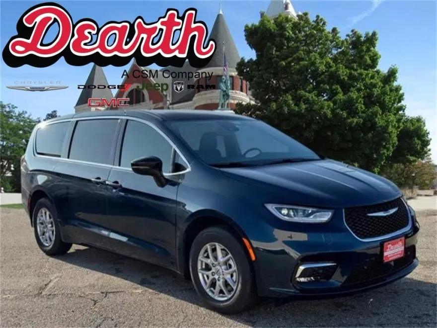 2025 Chrysler Pacifica photo 1