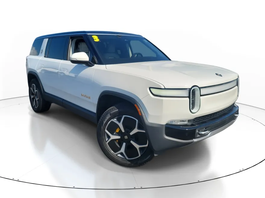 2023 Rivian R1S Adventure photo 1