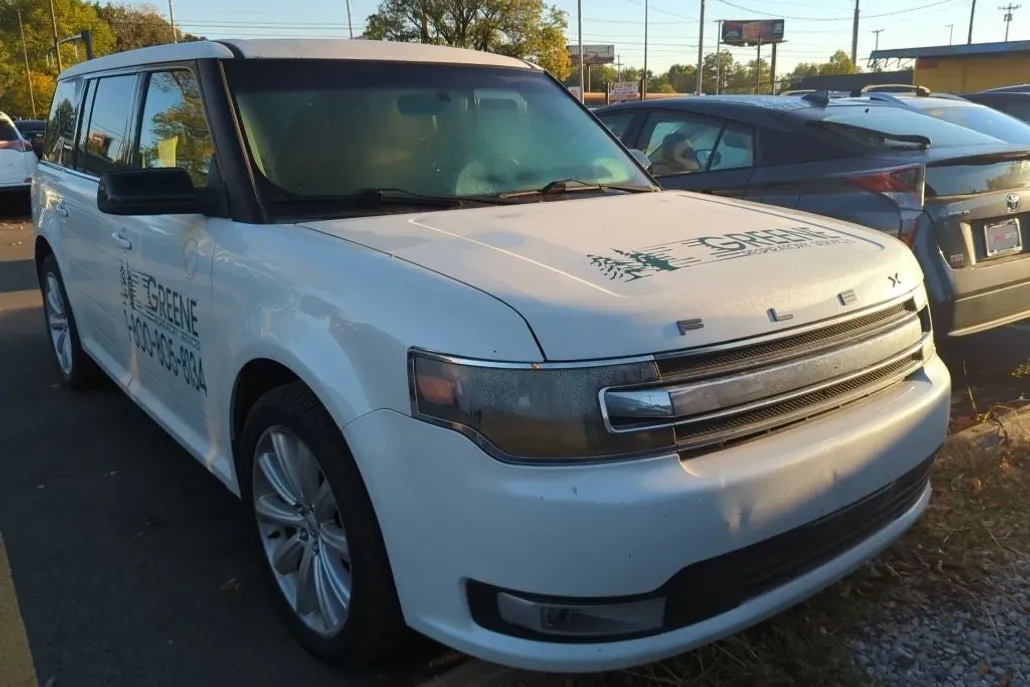 2014 Ford Flex SEL photo 1