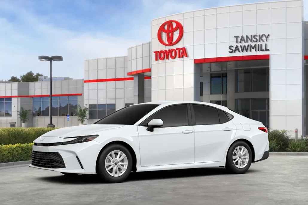 2026 Toyota Camry LE photo 1