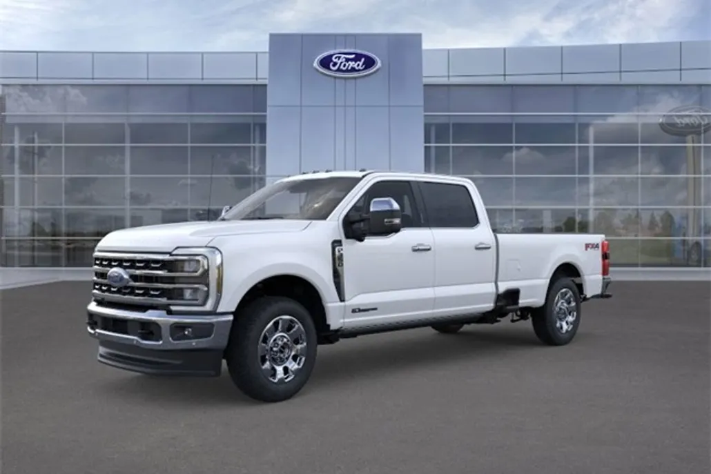 2025 Ford F-350 Lariat photo 1