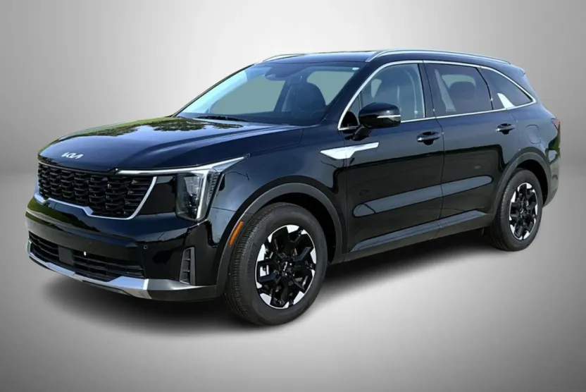 2024 Kia Sorento S photo 1