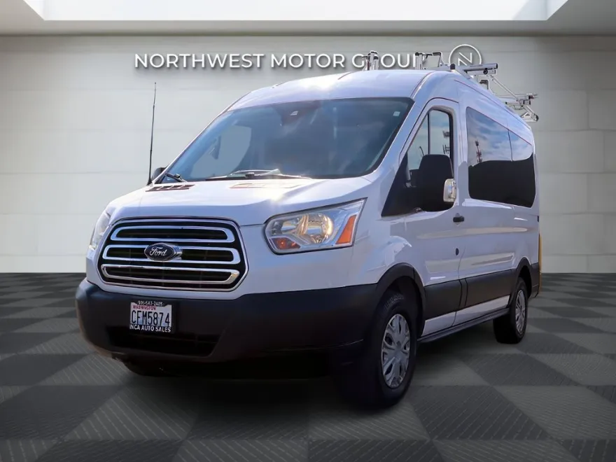 2016 Ford Transit XLT photo 1