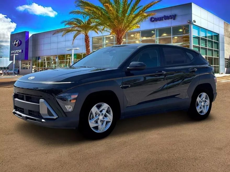 2026 Hyundai Kona SE photo 1