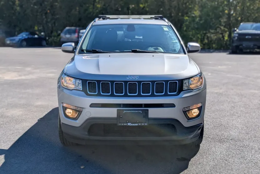 2018 Jeep Compass Latitude photo 1
