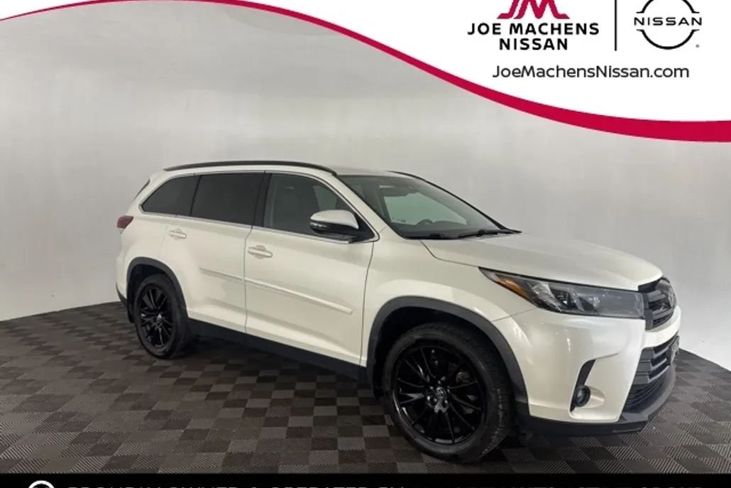 2019 Toyota Highlander Base photo 1