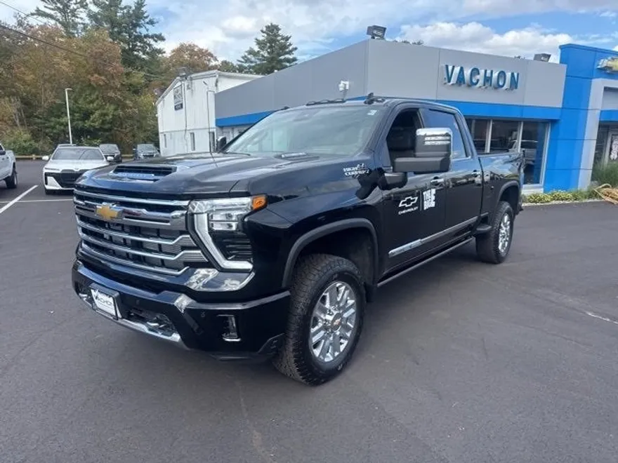 2025 Chevrolet Silverado 2500HD High Country photo 1