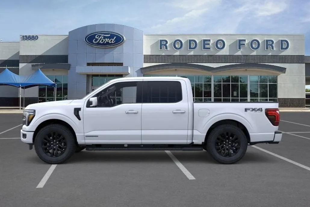 2025 Ford F-150 Lariat photo 1