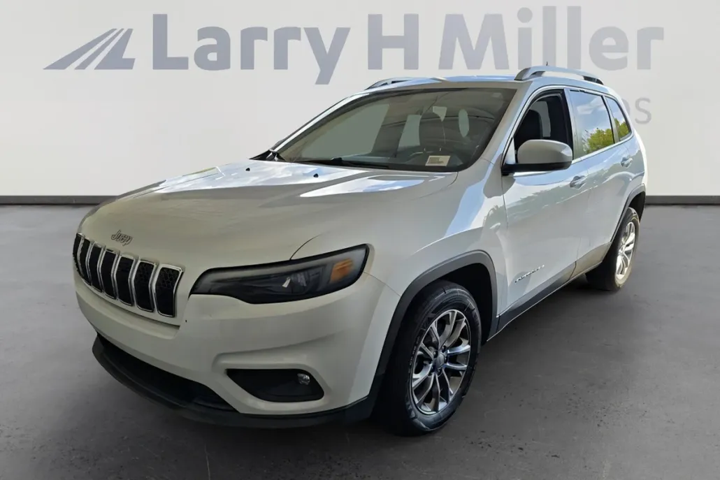 2019 Jeep Cherokee Latitude photo 1