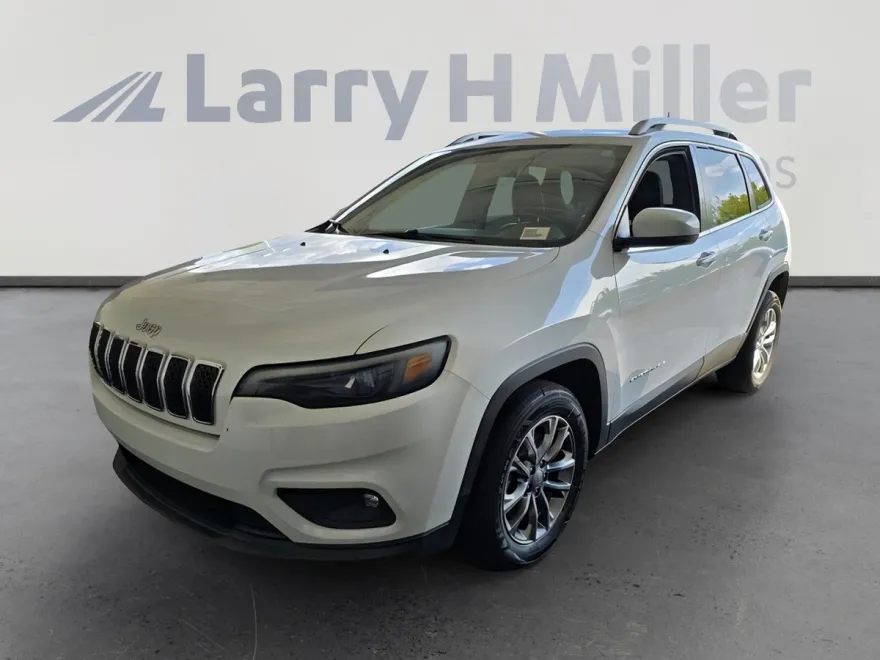 2019 Jeep Cherokee Latitude photo 1