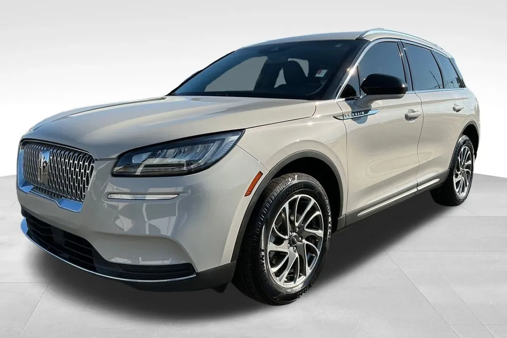 2022 Lincoln Corsair Standard photo 1