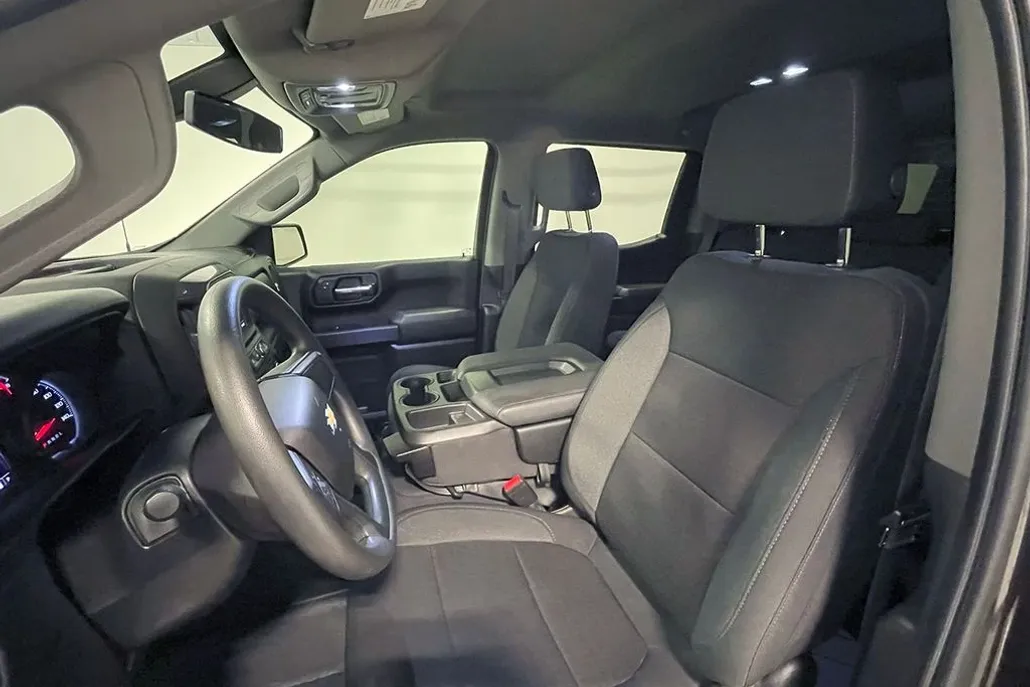 2022 Chevrolet Silverado 1500 Custom photo 1