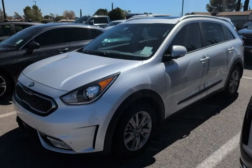 2018 Kia Niro EX photo 1