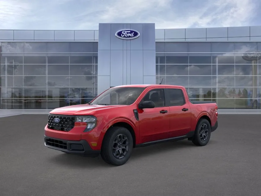 2025 Ford Maverick XLT photo 1