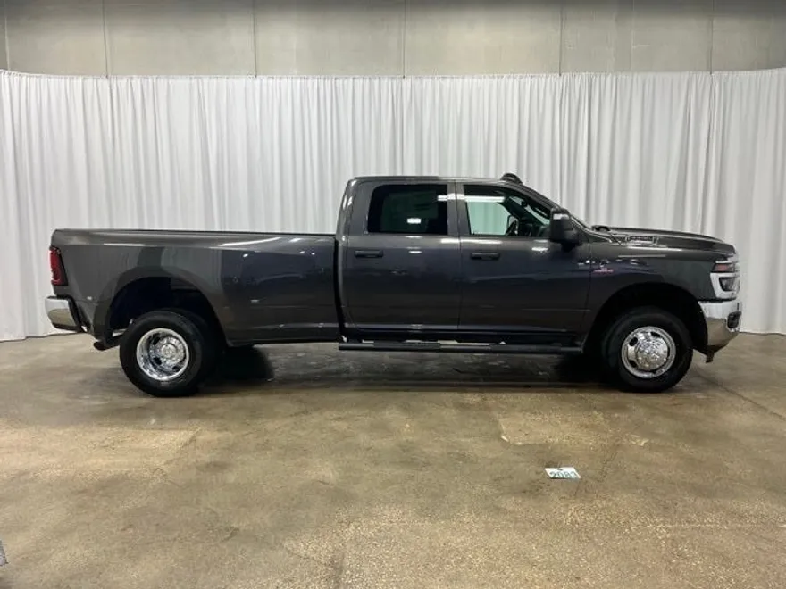 2026 Ram 3500 Tradesman photo 1