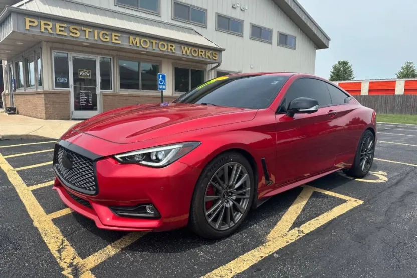 2017 Infiniti Q60 Red Sport 400 photo 1