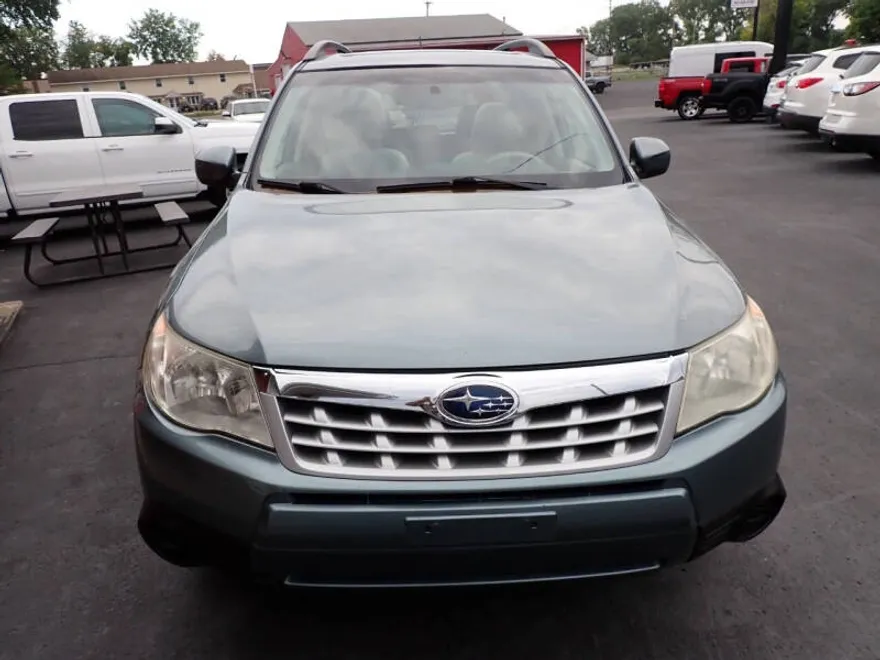 2012 Subaru Forester 2.5X Premium photo 1