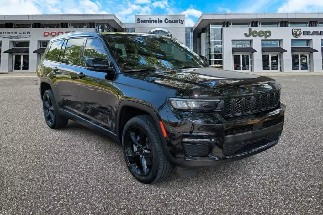 2024 Jeep Grand Cherokee Limited photo 1