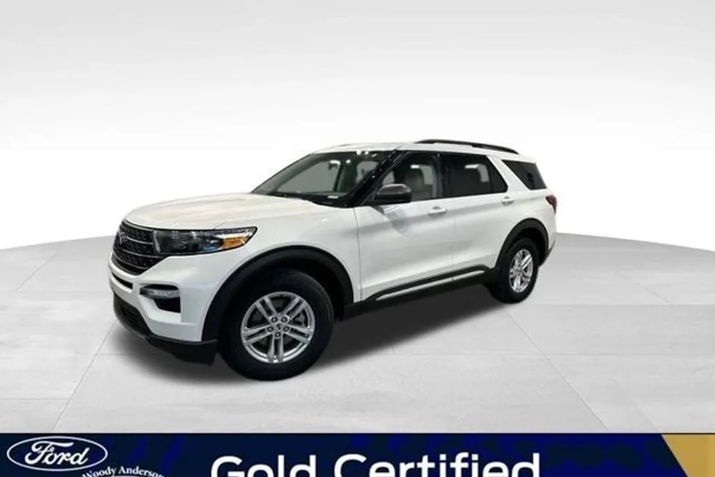 2022 Ford Explorer XLT photo 1