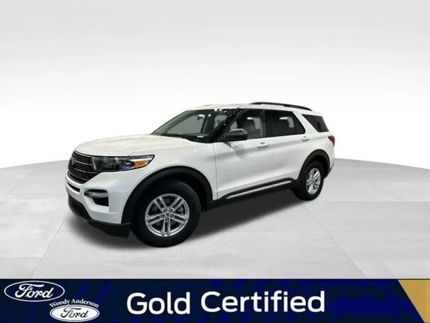 2022 Ford Explorer XLT photo 1