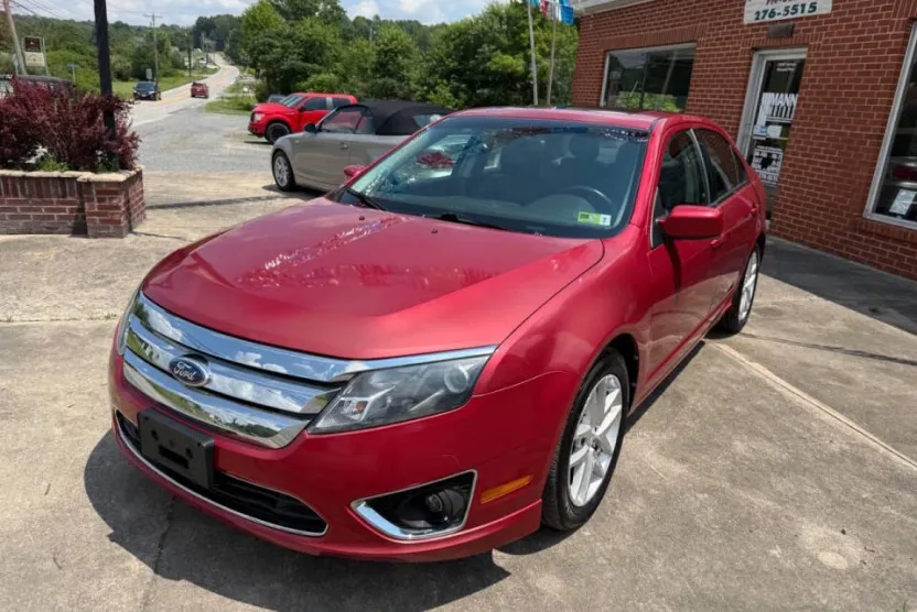 2012 Ford Fusion SEL photo 1