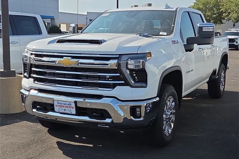 2025 Chevrolet Silverado 2500HD LTZ photo 1