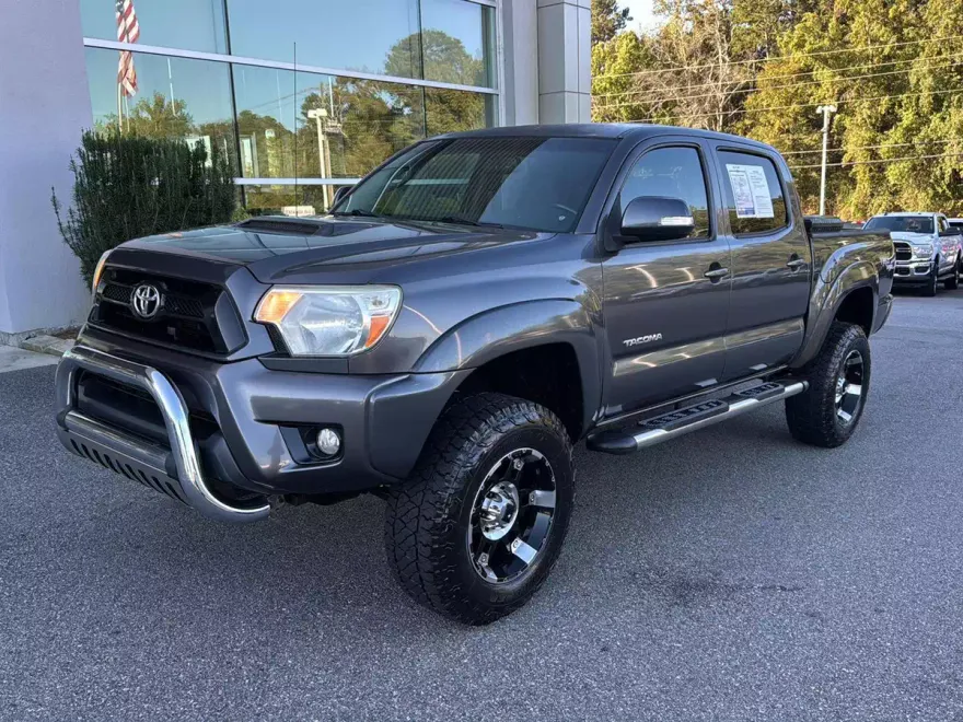2012 Toyota Tacoma V6 Double Cab 4x4 photo 1