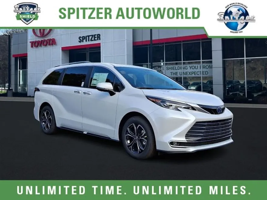 2025 Toyota Sienna Platinum photo 1