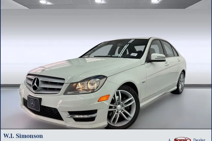 2012 Mercedes Benz C 250 Sport photo 1