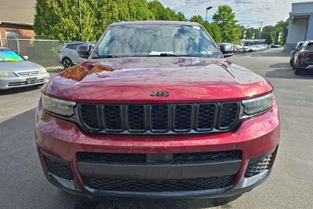 2021 Jeep Grand Cherokee Altitude Sport photo 1