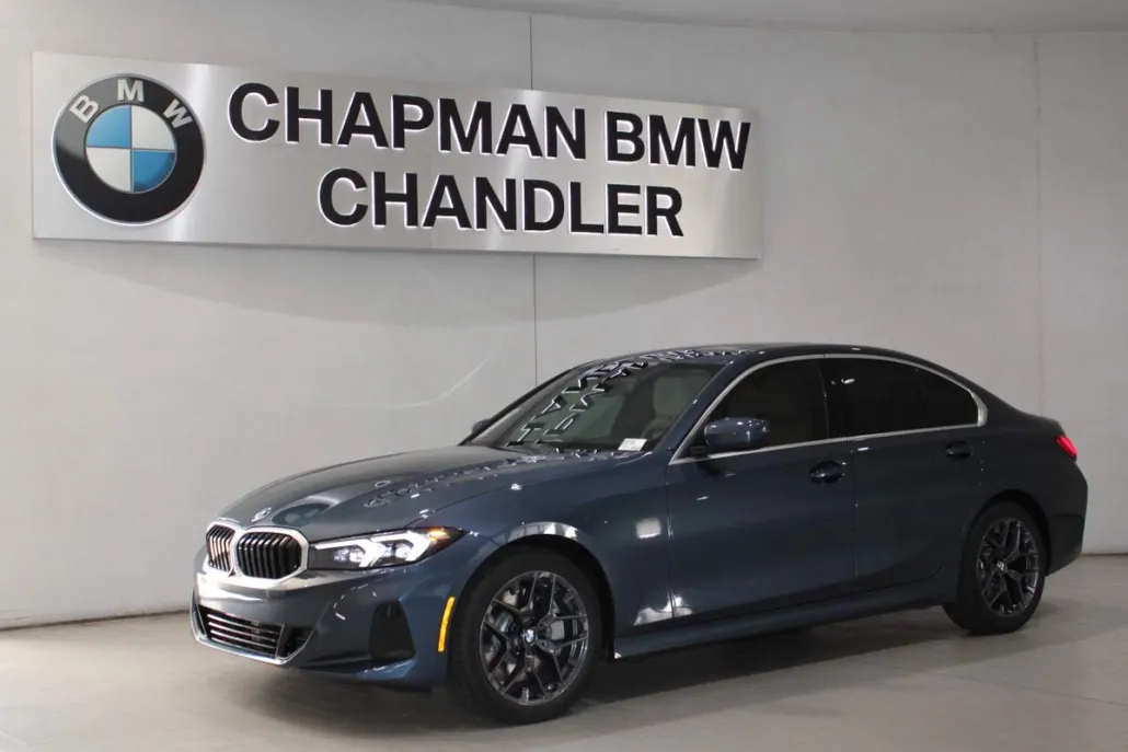 2025 Bmw 330i photo 1