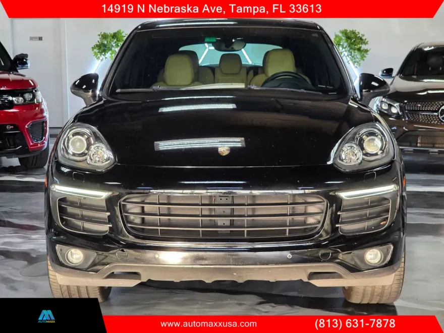 2018 Porsche Cayenne Base Platinum Edition photo 1