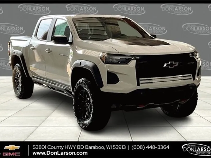 2025 Chevrolet Colorado ZR2 photo 1